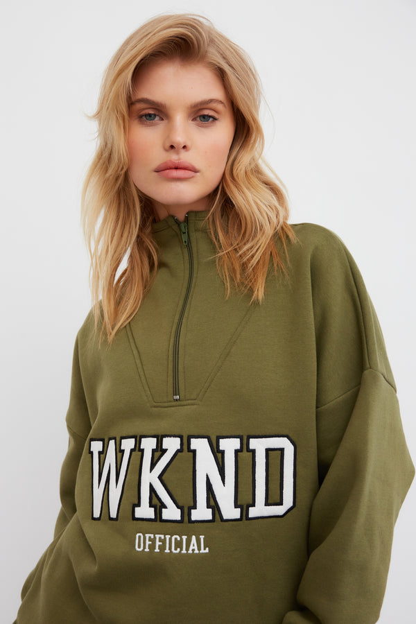 WKND HALF ZIP SWEAT