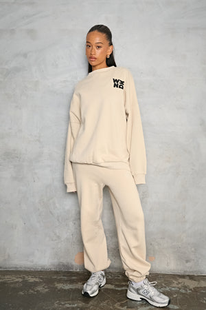 WKND WELLNESS SIGNATURE OVERSIZED SWEAT