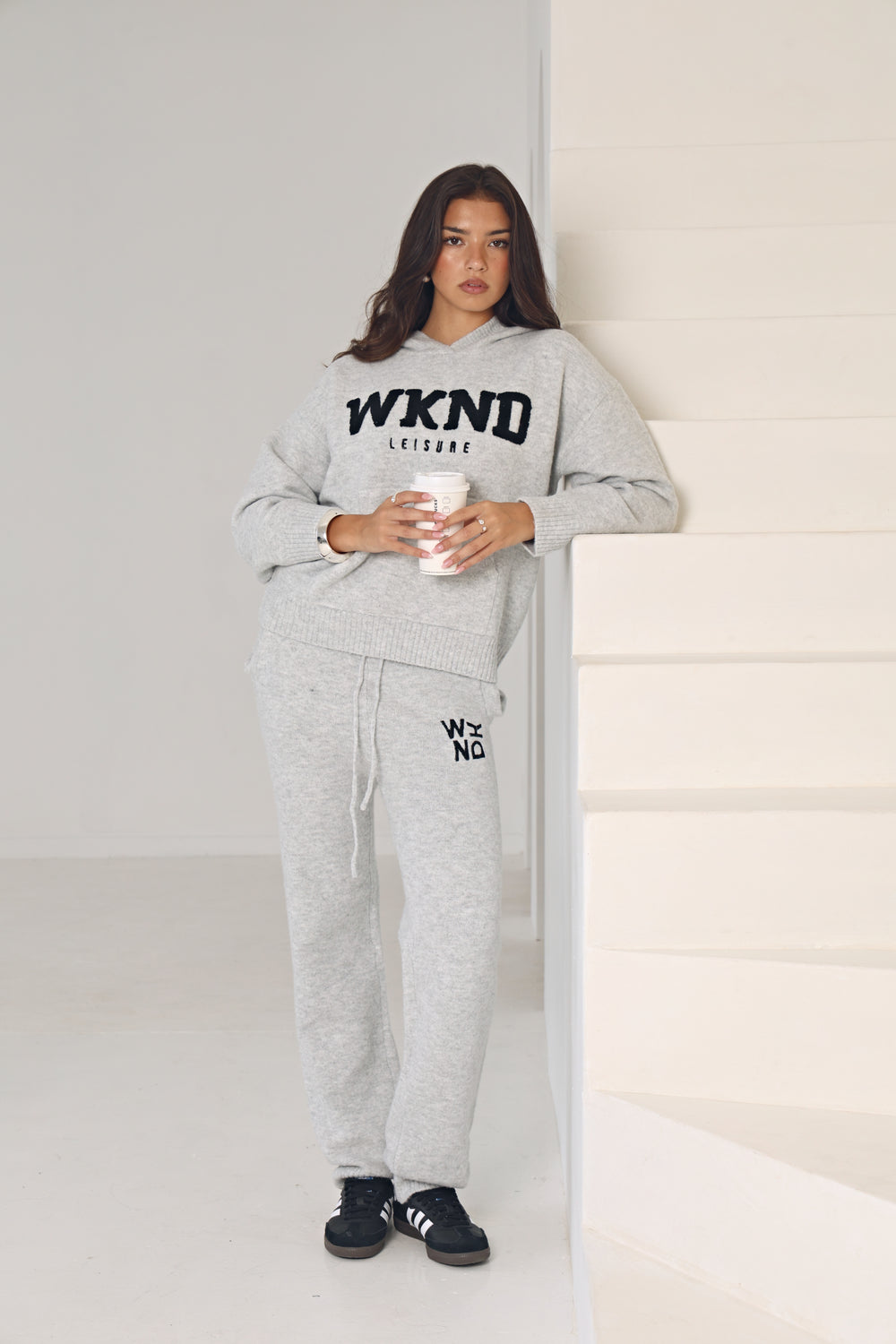 WKND KNITTED HOODIE IN GREY