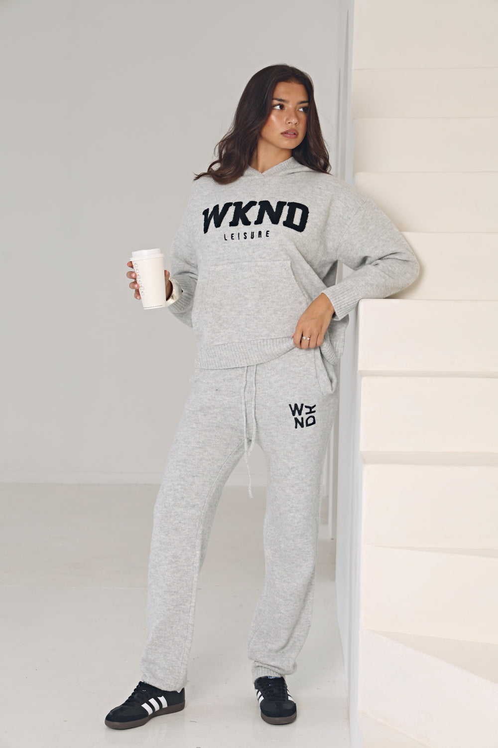 WKND KNITTED HOODIE