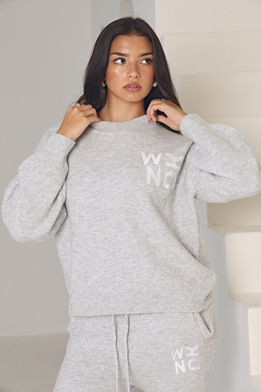 WKND KNITTED JUMPER IN GREY