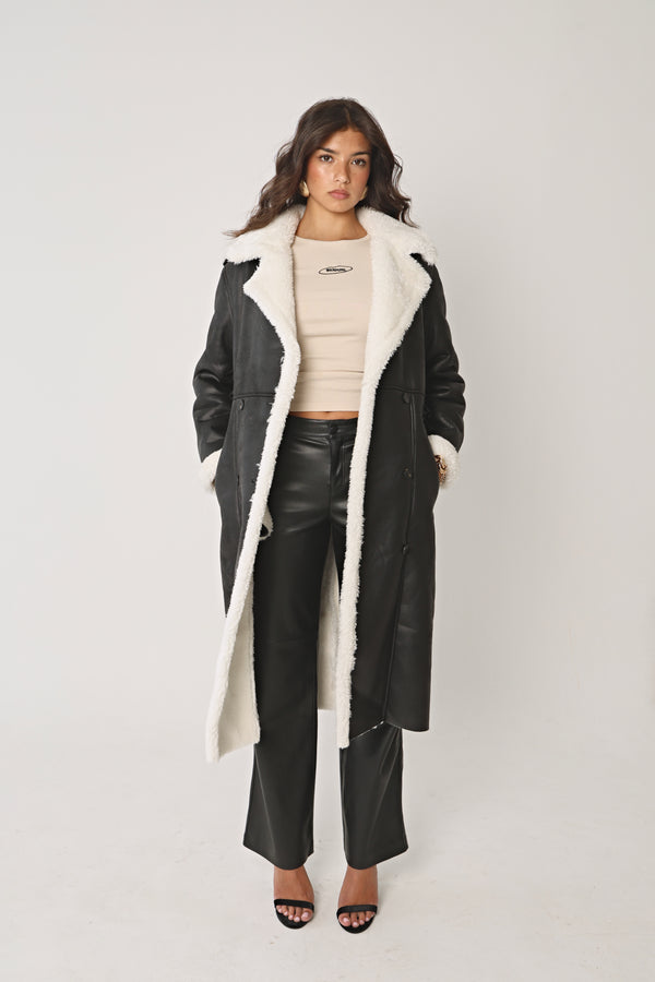 LONGLINE SHEARLING COAT