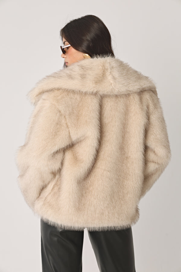 FAUX FUR COAT