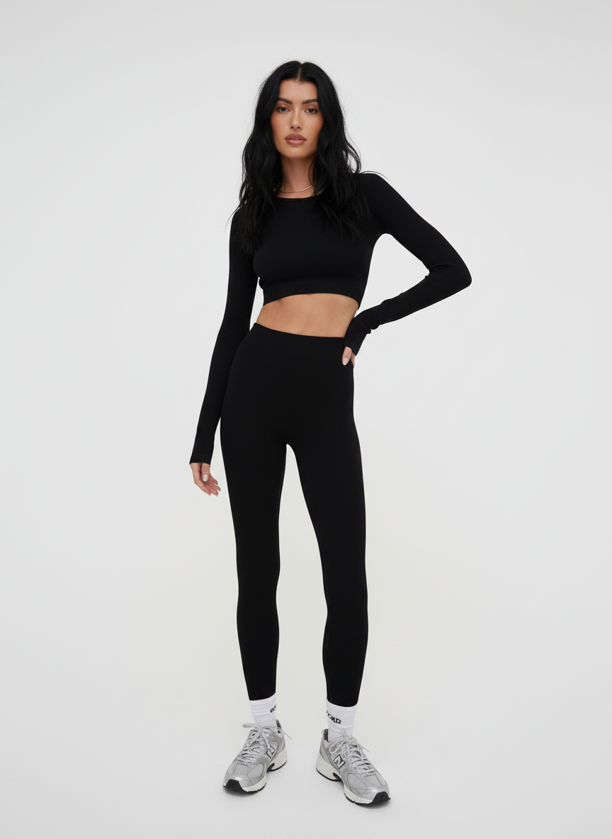 SEAMLESS RIB SCULPT ROUND NECK CROP TOP