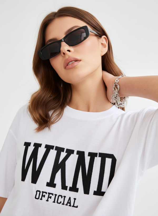 WKND EMBROIDERED OVERSIZE CONTRAST T-SHIRT