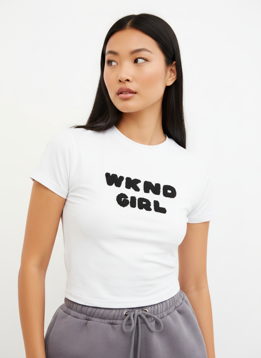 WKND GIRL FITTED TEE