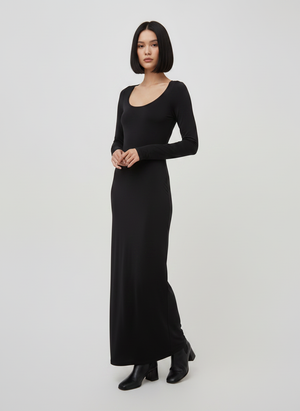 PREMIUM SCOOP NECK MAXI DRESS