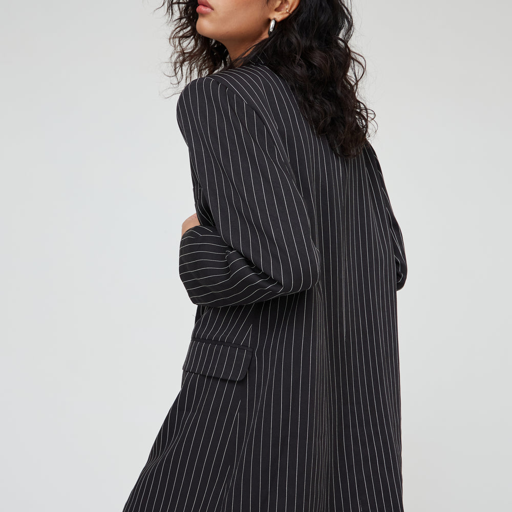 TAILORED PINSTRIPE OVERSIZED BLAZER