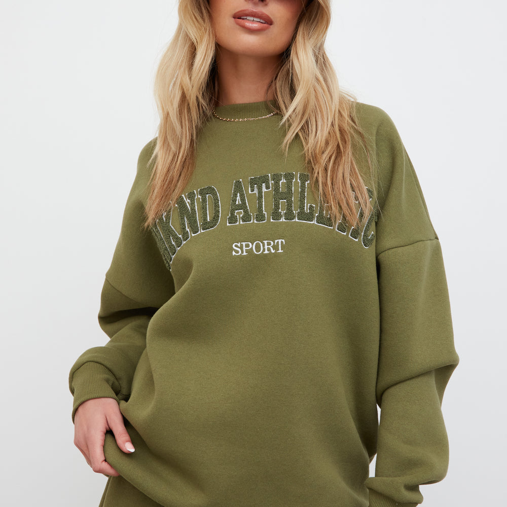 
                      
                        WKND ATHLETIC CLUB SWEAT
                      
                    