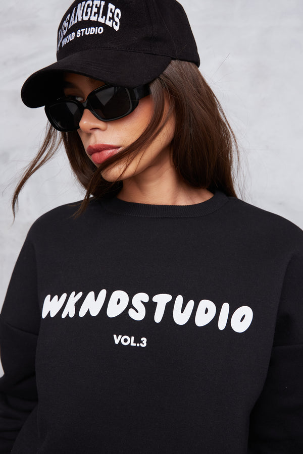 WKND STUDIO OVERSIZED SWEAT