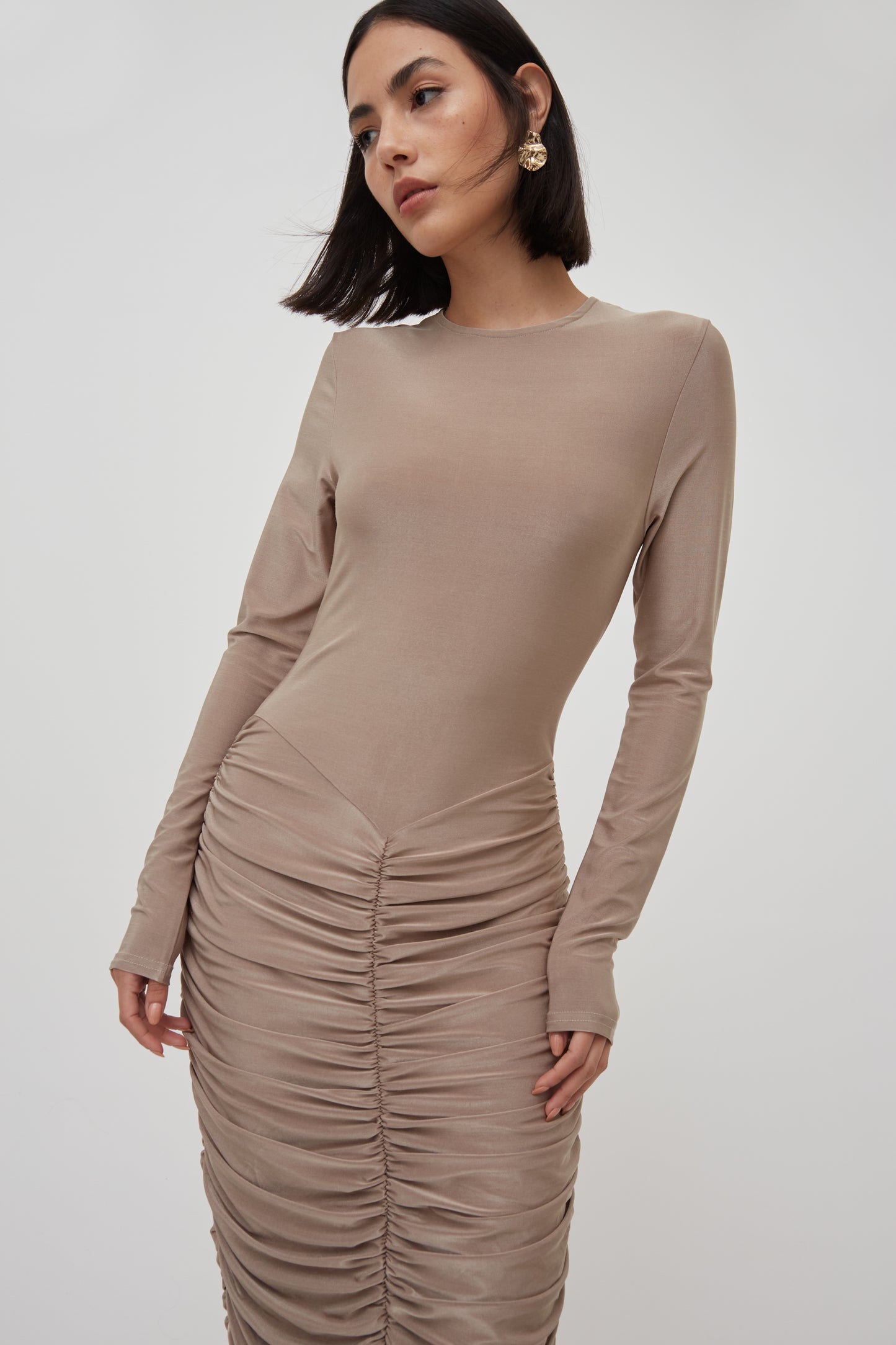 PREMIUM RUCHED FRONT MIDAXI DRESS