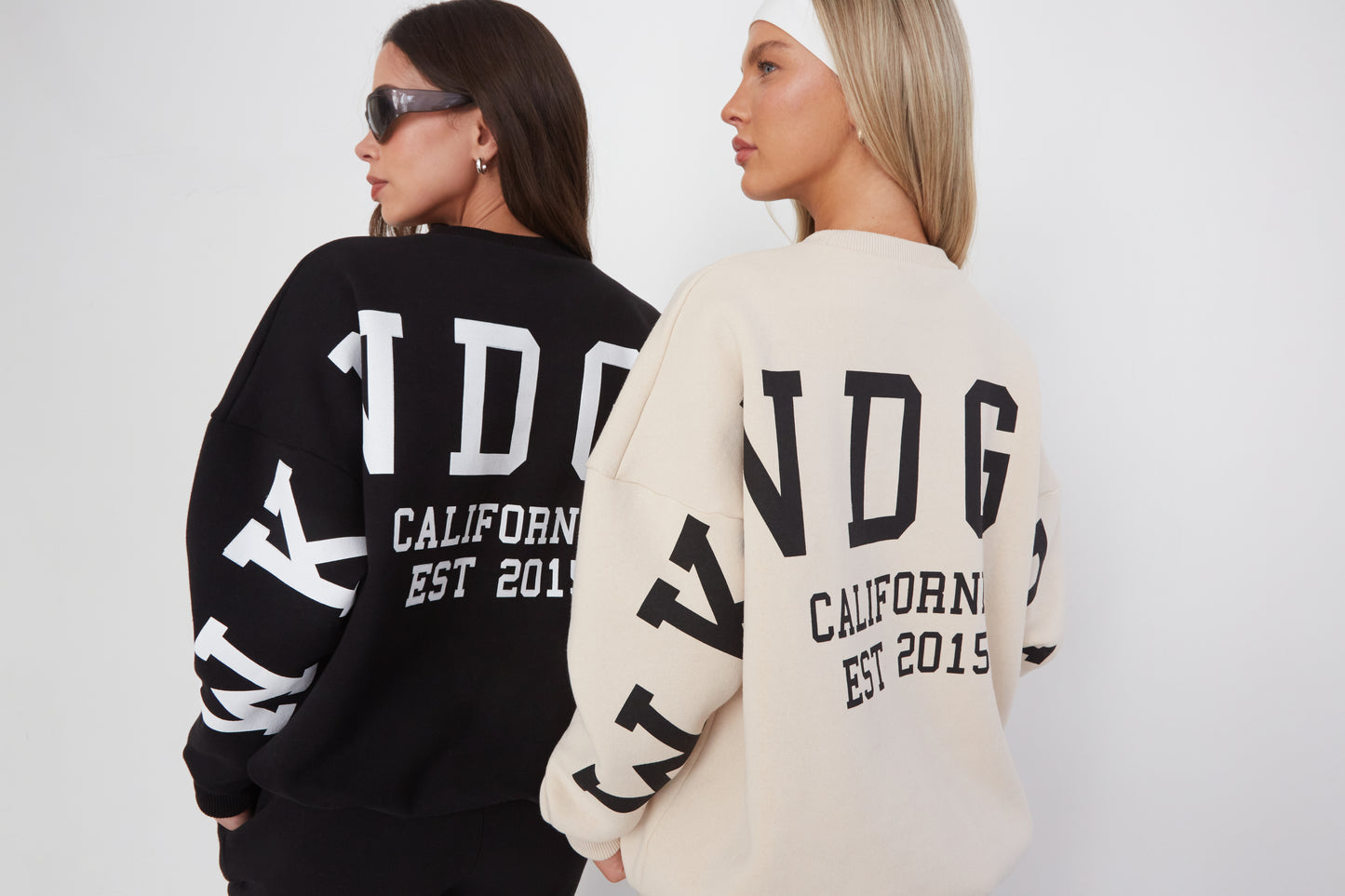 WKND GIRL VARSITY OVERSIZED SWEAT