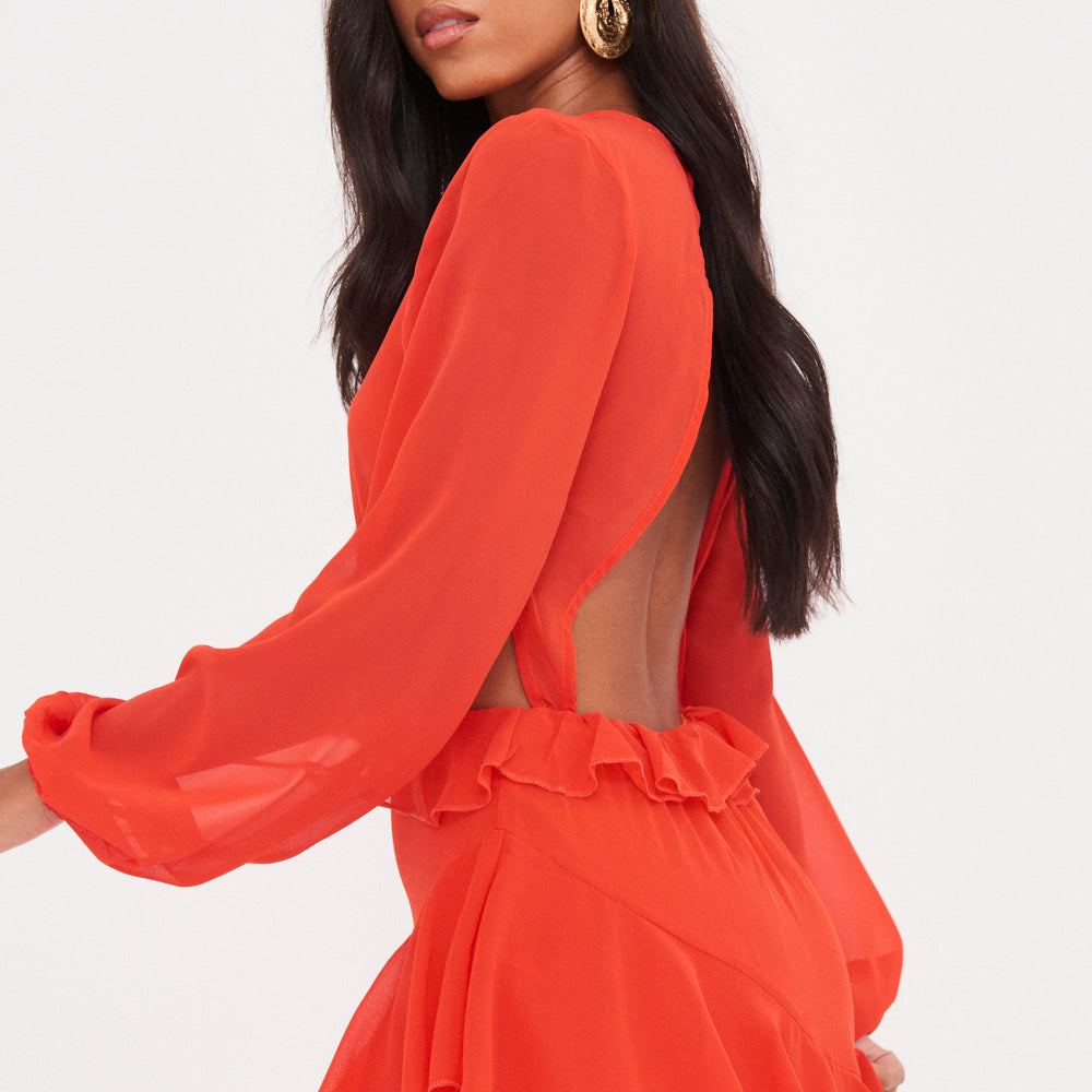 
                      
                        RUFFLE CUT OUT MAXI DRESS
                      
                    