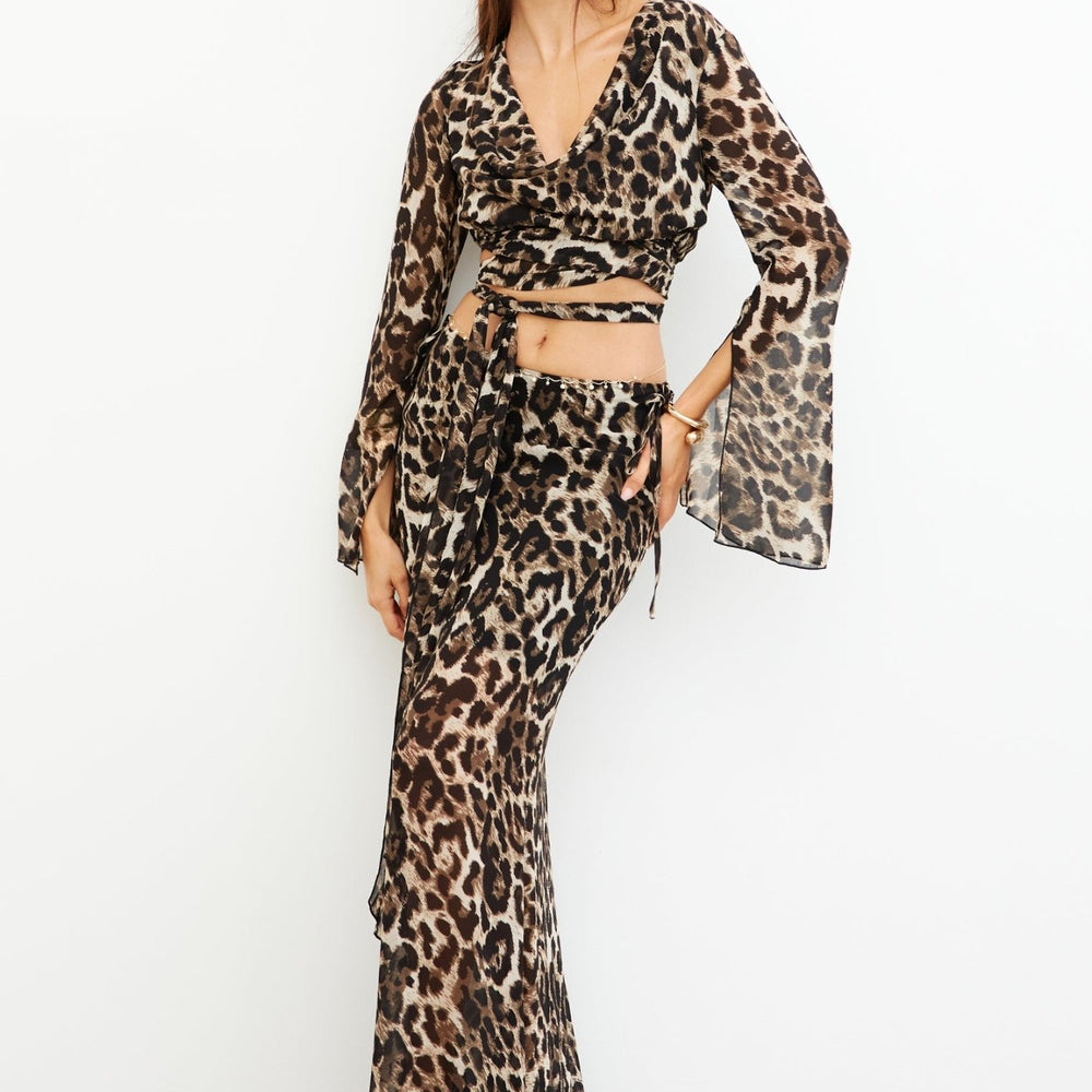 
                      
                        LEOPARD CHIFFON MAXI SKIRT
                      
                    