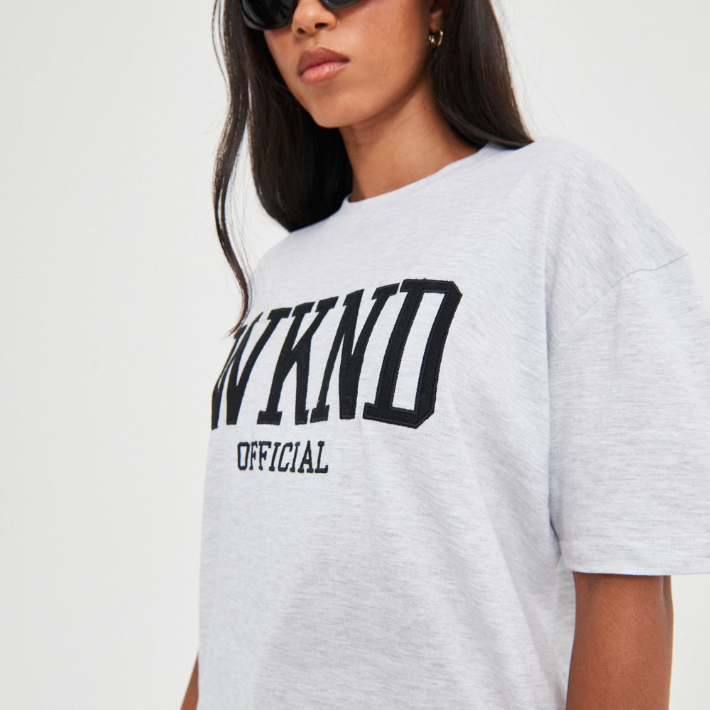 
                      
                        WKND EMBROIDERED CONTRAST T-SHIRT
                      
                    