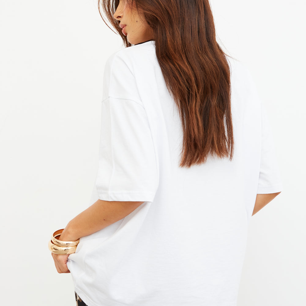 
                  
                    WKND GIRL OVERSIZED T-SHIRT
                  
                