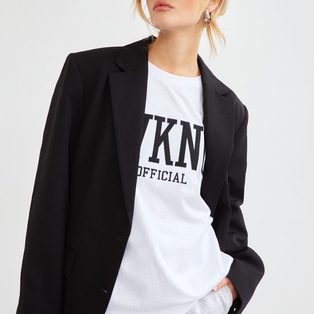 
                      
                        WKND EMBROIDERED CONTRAST T-SHIRT
                      
                    