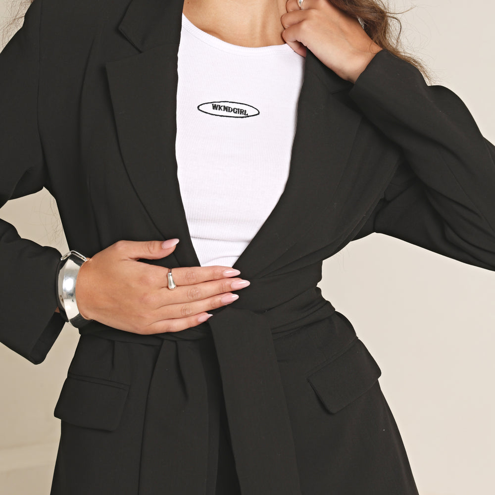 TAILORED BELTED BLAZER