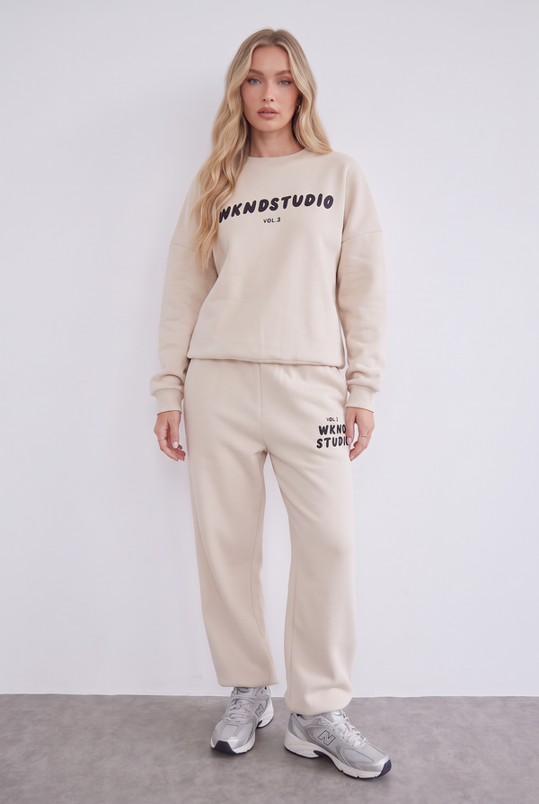 WKND STUDIO OVERSIZED SWEAT