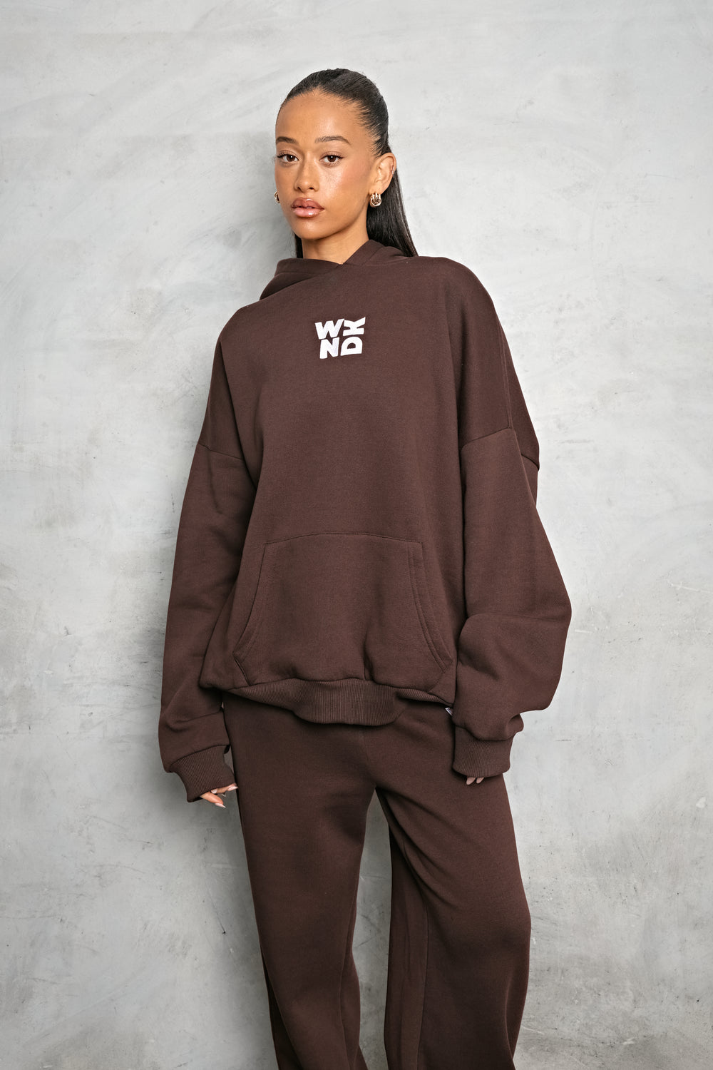 WKND EMBROIDERED OVERSIZED HOODIE