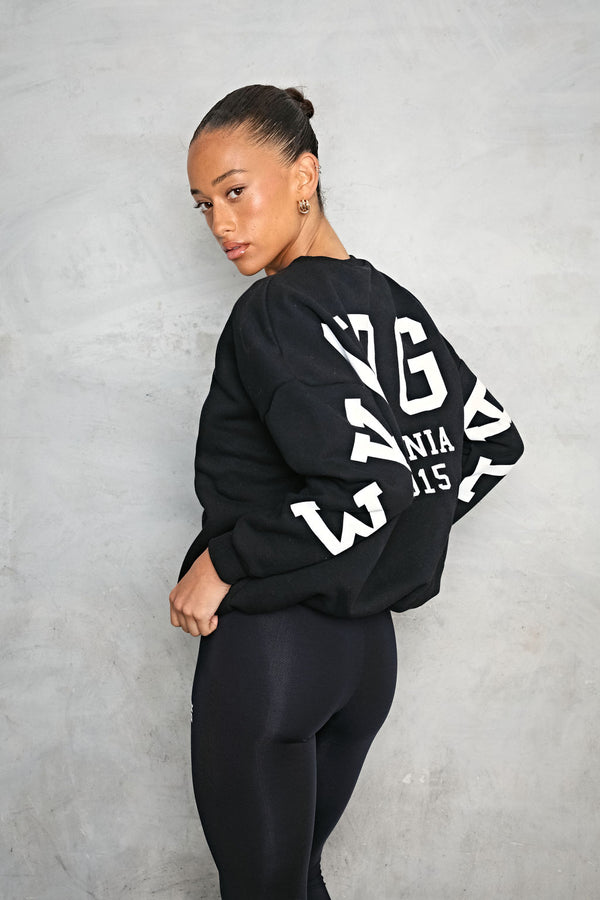 WKND GIRL VARSITY OVERSIZED SWEAT